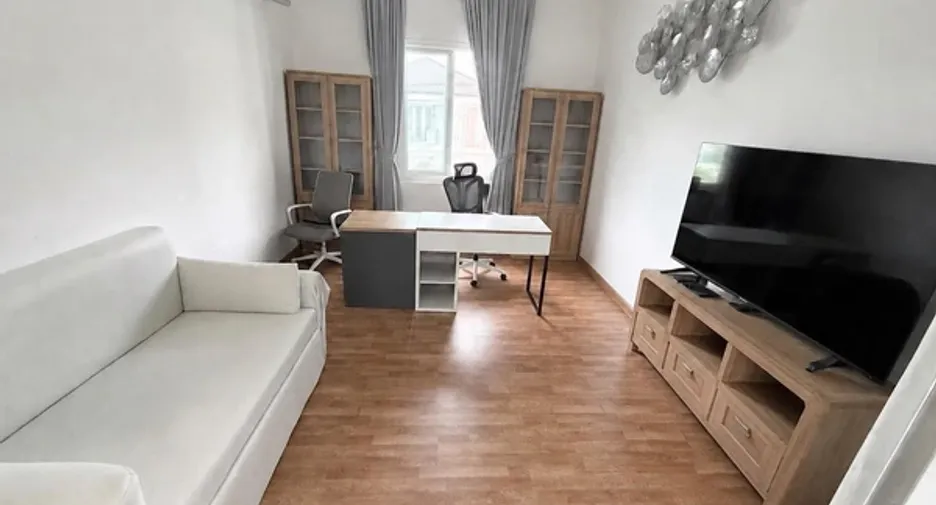 Casa en venta de 4 habitaciones en Hang Dong, Chiang Mai