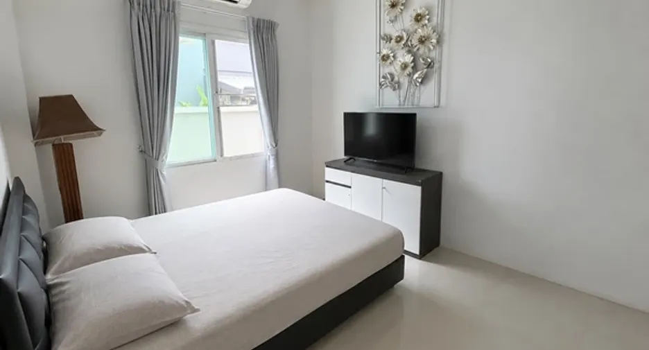 Casa en venta de 4 habitaciones en Hang Dong, Chiang Mai