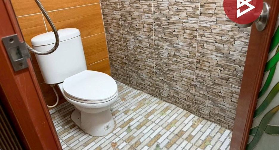 Продажа 2 спальни таунхаус в Mueang Uttaradit, Уттарадит