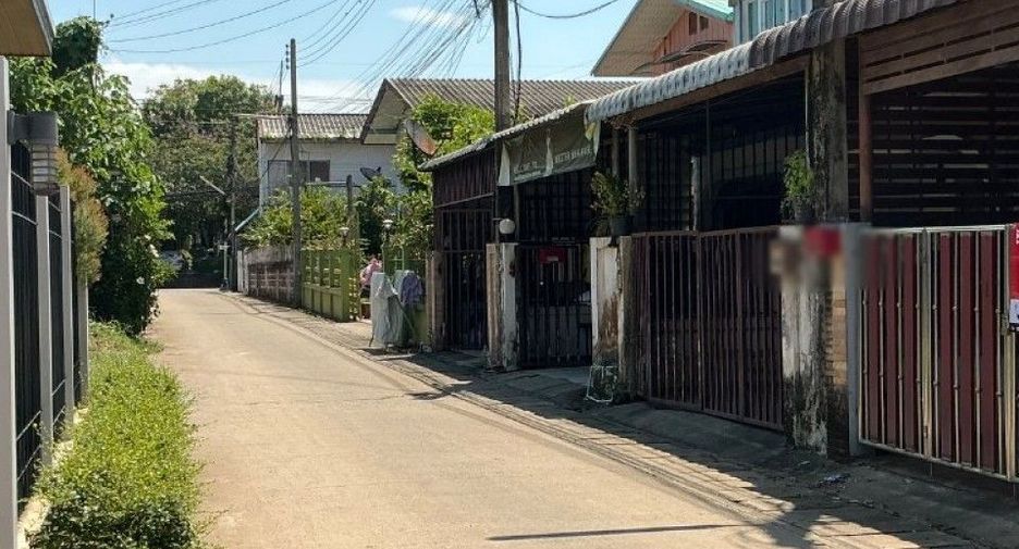 Продажа 2 спальни таунхаус в Mueang Uttaradit, Уттарадит