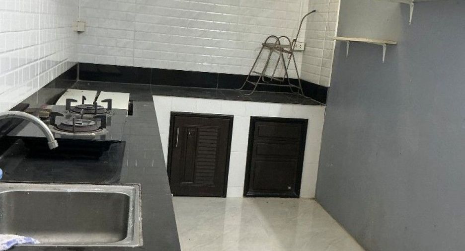 Продажа 2 спальни таунхаус в Mueang Uttaradit, Уттарадит