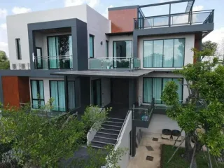出租 5 卧室 独立屋 在 Hang Dong, Chiang Mai