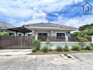 For sale 3 bedrooms house in Si Racha, Chonburi