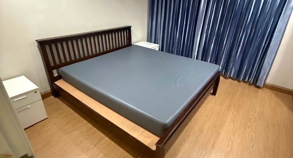 Reihenhaus zur Miete mit 4 Zimmer in Suan Luang, Bangkok