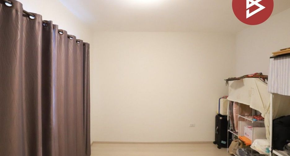 For sale 2 bedrooms townhouse in Mueang Samut Prakan, Samut Prakan