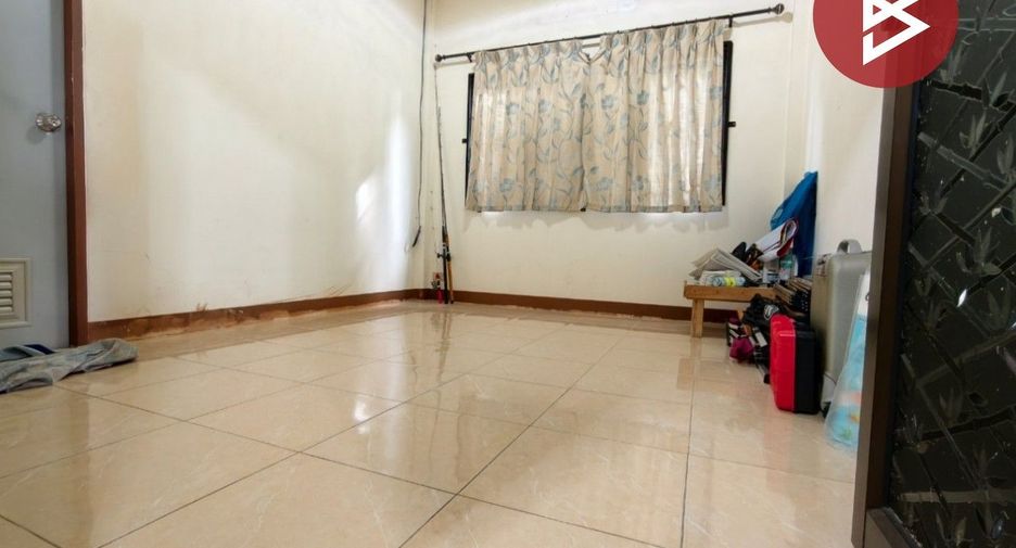 For sale 3 bedrooms house in Phan Thong, Chonburi