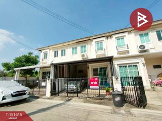 Casa adosada en venta de 2 habitaciones en Bang Sao Thong, Samut Prakan