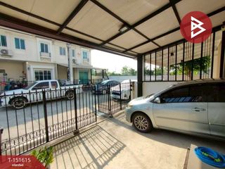 Casa adosada en venta de 2 habitaciones en Bang Sao Thong, Samut Prakan