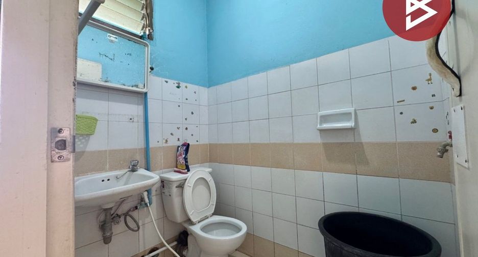 For sale 1 Beds condo in Khlong Sam Wa, Bangkok