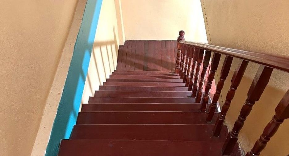 Продажа 2 спальни таунхаус в Тхунг Кхру, Бангкок