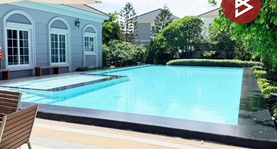 Reihenhaus zum Kauf mit 4 Zimmer in Mueang Samut Prakan, Samut Prakan