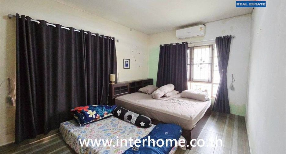 For sale 3 bedrooms townhouse in Khlong Luang, Pathum Thani