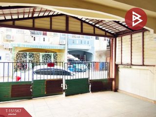 For sale 3 ベッドルーム townhouse in Mueang Samut Sakhon, Samut Sakhon