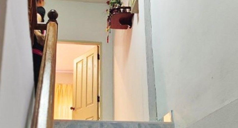 For sale 3 ベッドルーム townhouse in Mueang Samut Sakhon, Samut Sakhon