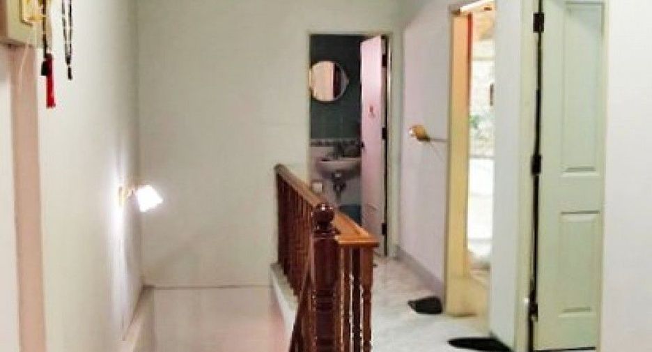 For sale 3 ベッドルーム townhouse in Mueang Samut Sakhon, Samut Sakhon