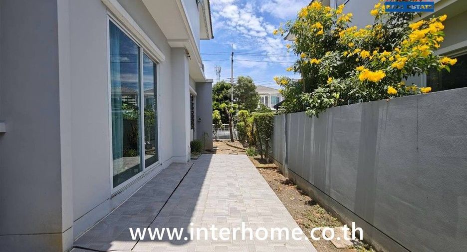 For sale 3 bedrooms house in Khlong Luang, Pathum Thani