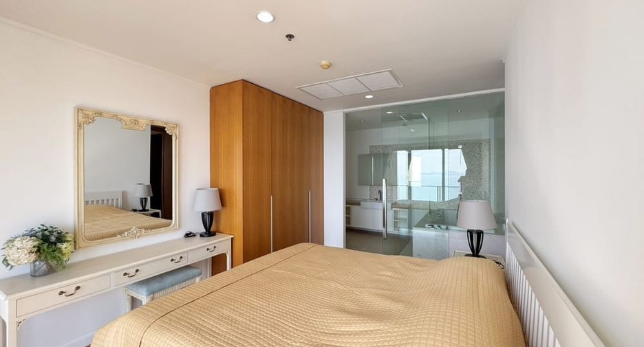 For rent 2 bedrooms condo in Bang Lamung, Chonburi
