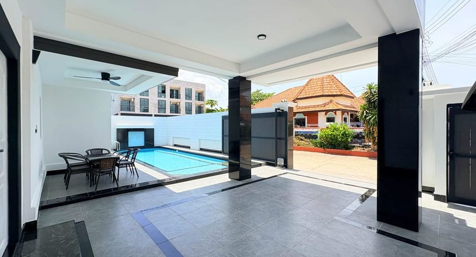 Villa en alquiler y en venta de 6 habitaciones en Bang Lamung, Chonburi