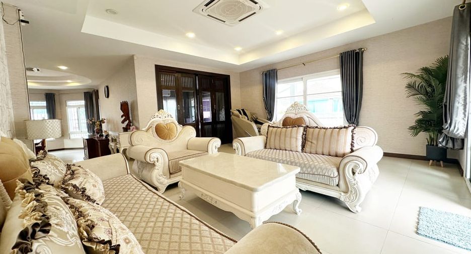 出租 和 出售 5 卧室 别墅 在 Bang Lamung, Chon Buri