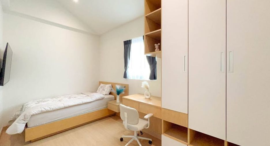 À louer et à vendre 3 chambres villa à Bang Lamung, Chonburi