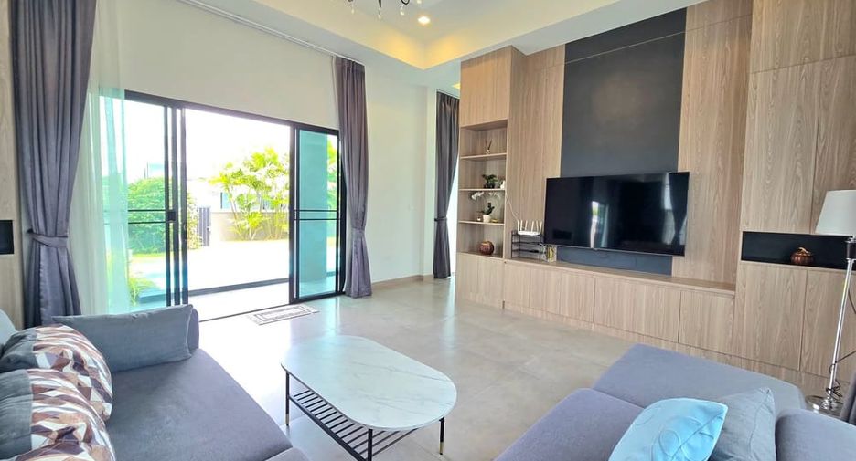 For rent 4 ベッドルーム villa in Bang Lamung, Chonburi