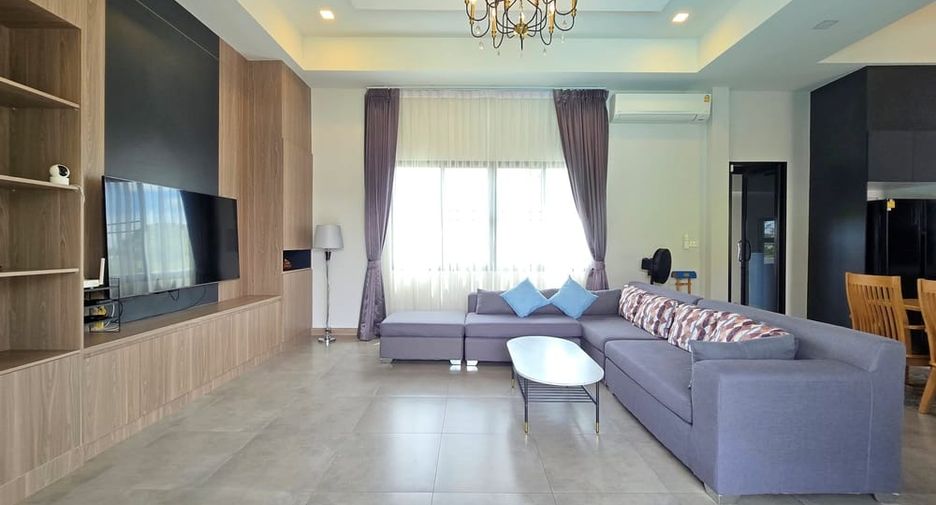 For rent 4 ベッドルーム villa in Bang Lamung, Chonburi
