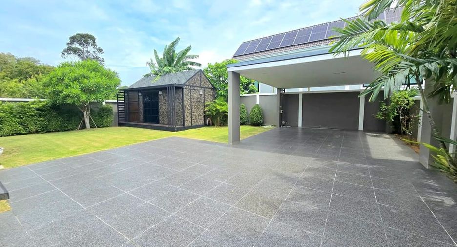 For rent 4 ベッドルーム villa in Bang Lamung, Chonburi