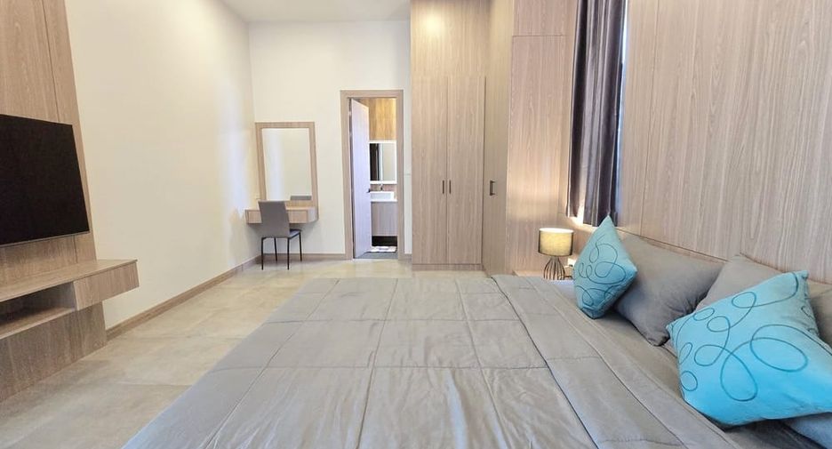 For rent 4 ベッドルーム villa in Bang Lamung, Chonburi