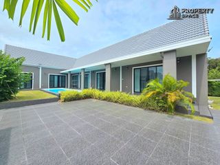 For rent 4 ベッドルーム villa in Bang Lamung, Chonburi