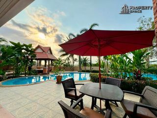 À louer et à vendre 4 chambres villa à Bang Lamung, Chonburi