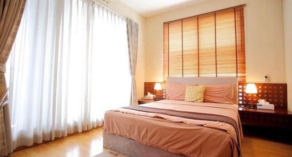 For rent 1 bed condo in Watthana, Bangkok