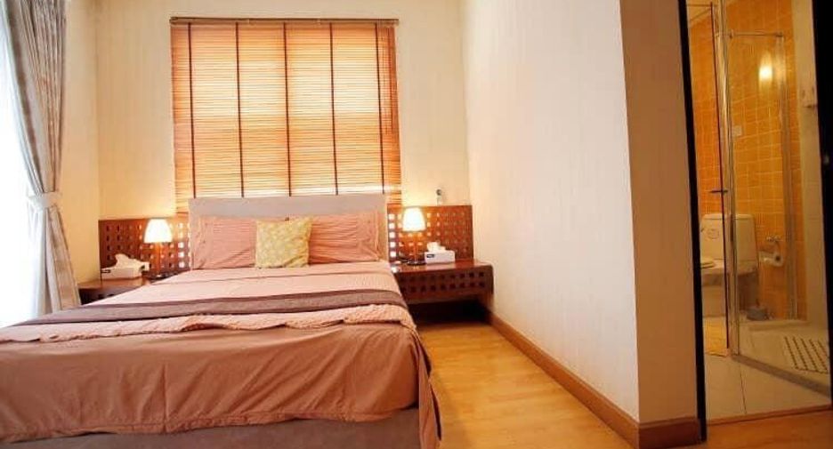 For rent 1 bed condo in Watthana, Bangkok