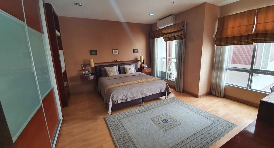 For rent 1 bed condo in Watthana, Bangkok