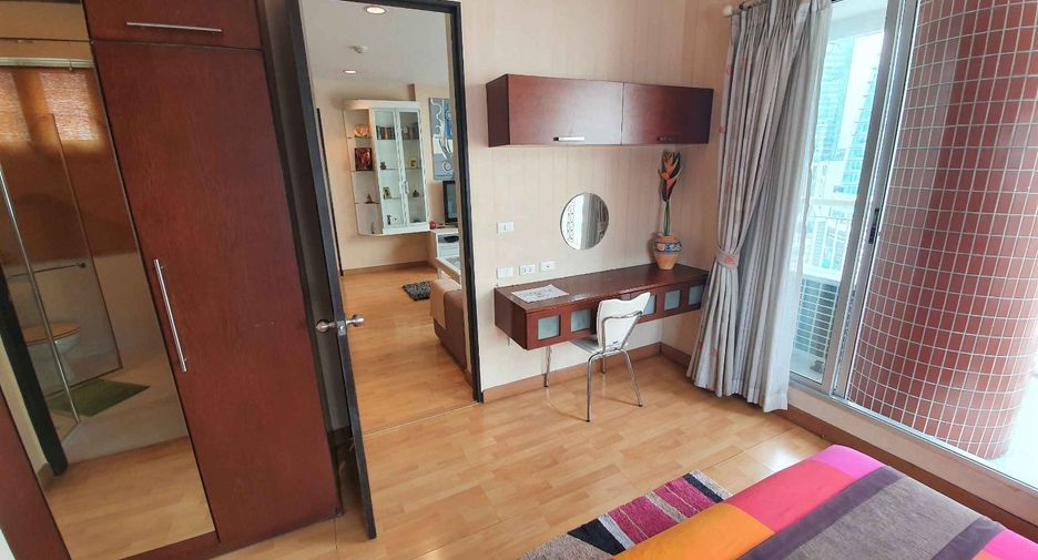 For rent 1 bed condo in Watthana, Bangkok