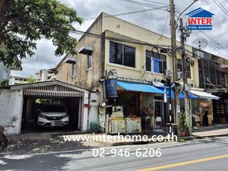 Local comercial en venta de 4 habitaciones en Bangkok Yai, Bangkok