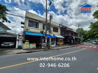 Local comercial en venta de 4 habitaciones en Bangkok Yai, Bangkok