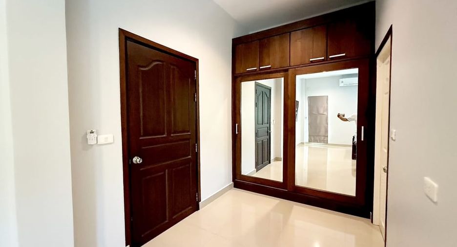 出售 3 卧室 独立屋 在 Bang Lamung, Chon Buri