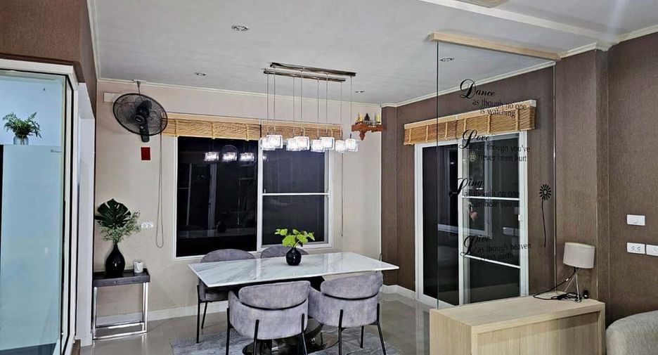 出售 3 卧室 独立屋 在 Bang Lamung, Chon Buri