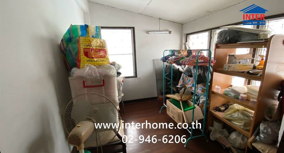For sale 2 ベッドルーム house in Din Daeng, Bangkok