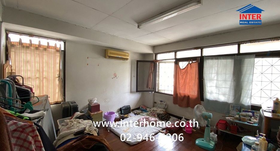 For sale 2 ベッドルーム house in Din Daeng, Bangkok