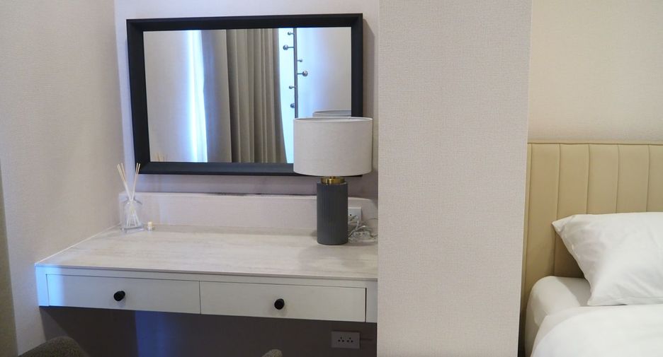 Wohnung zur Miete mit 2 Zimmer in Khlong Toei, Bangkok
