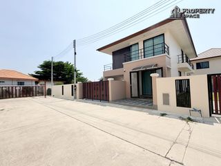 出售 3 卧室 独立屋 在 Bang Lamung, Chon Buri
