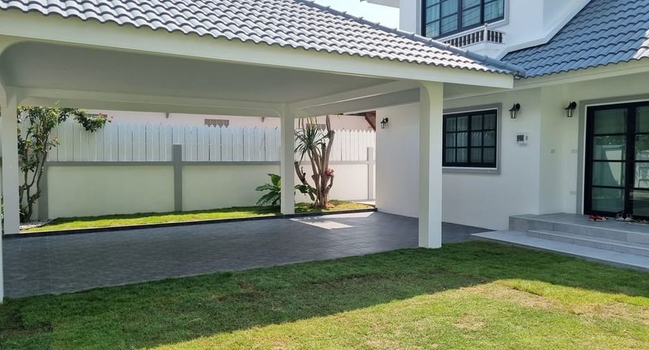 À vendre 4 chambres villa à Bang Lamung, Chonburi