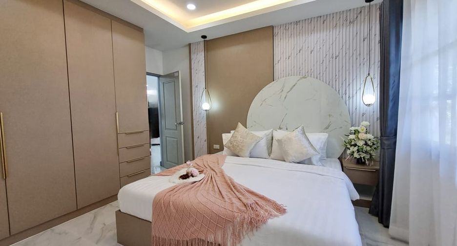 À vendre 4 chambres villa à Bang Lamung, Chonburi