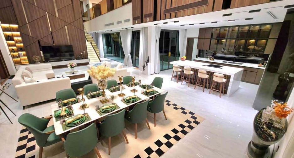For sale 5 ベッドルーム villa in Bang Lamung, Chonburi
