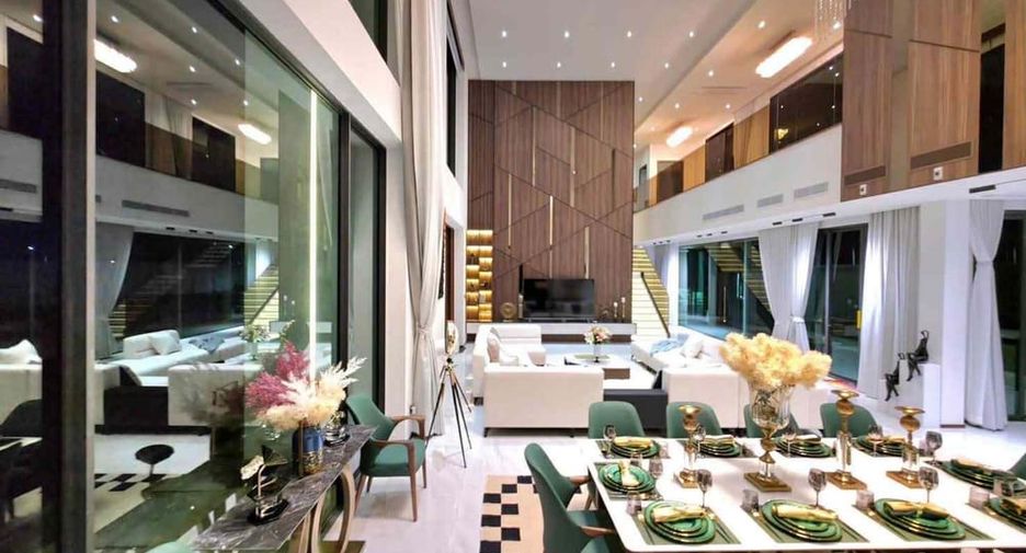 For sale 5 ベッドルーム villa in Bang Lamung, Chonburi