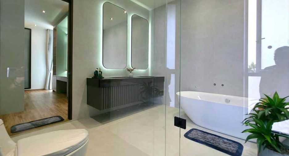 For sale 5 ベッドルーム villa in Bang Lamung, Chonburi