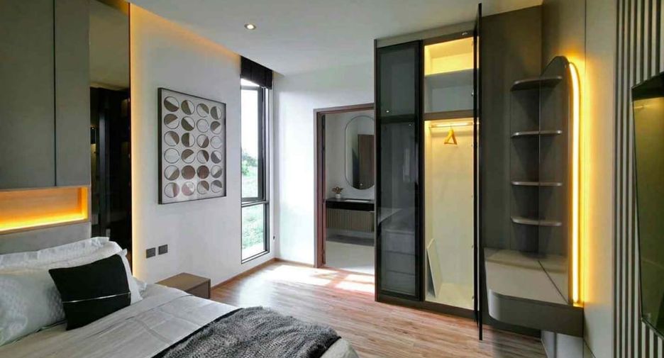 For sale 5 ベッドルーム villa in Bang Lamung, Chonburi
