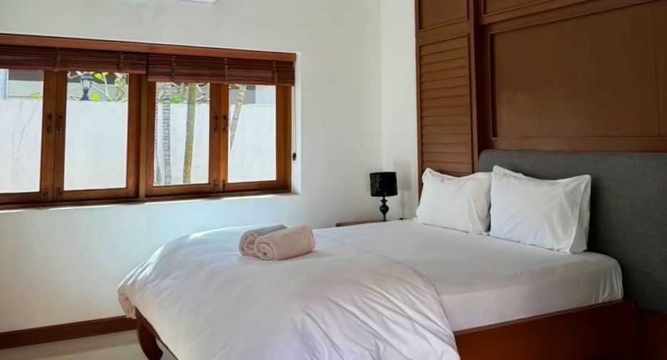 Villa en alquiler de 4 habitaciones en Bang Lamung, Chonburi
