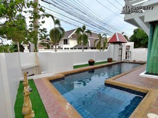 Villa en alquiler de 5 habitaciones en Bang Lamung, Chonburi